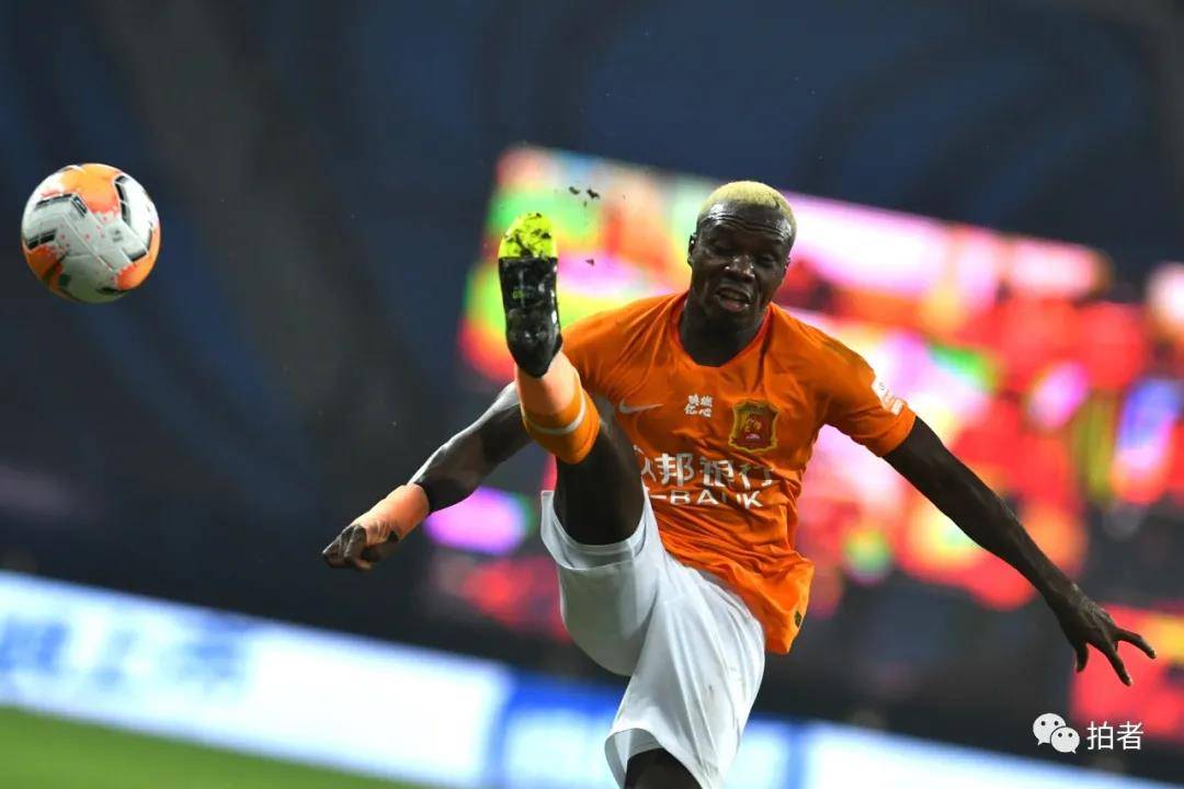 包含明尼苏达森林狼训练开放日，今晨更衣室发声引欢呼，中超在即，资深球员宣示担当的词条