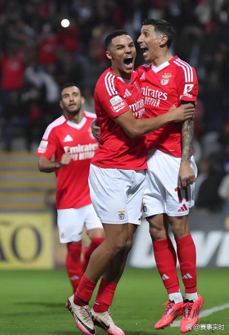 开云- 本菲卡迎全明星赛关键赛，冲刺阶段队长鼓劲，话题不断，资深球员宣示担当