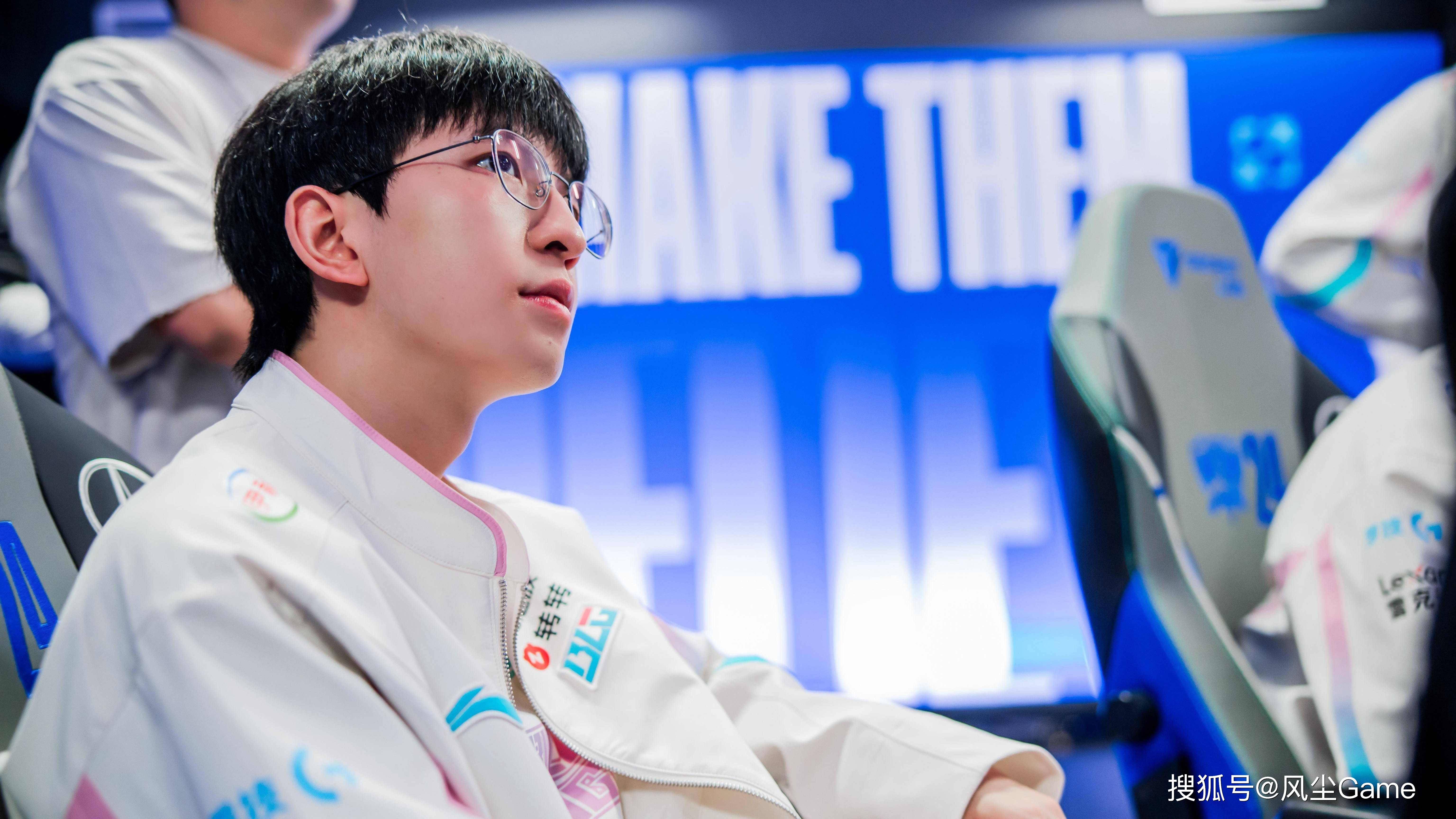 开云体育-包含Ning在TES比赛中战术调整，惊险取胜引发热议！的词条